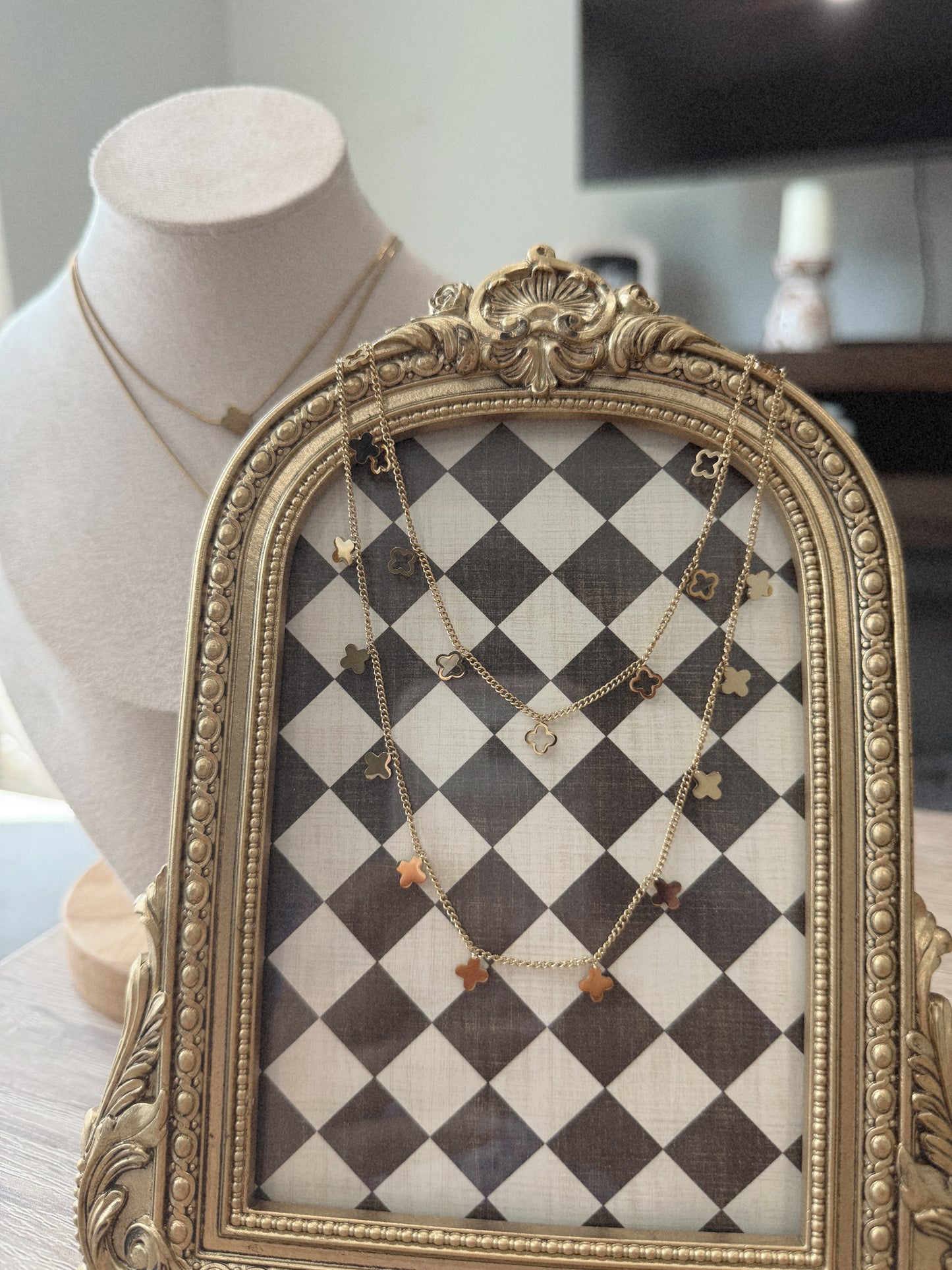 Elara Necklace