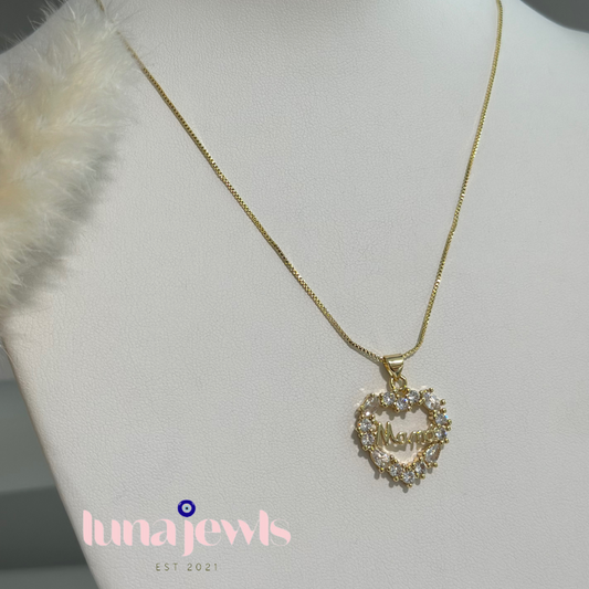 Mamá Heart Necklace