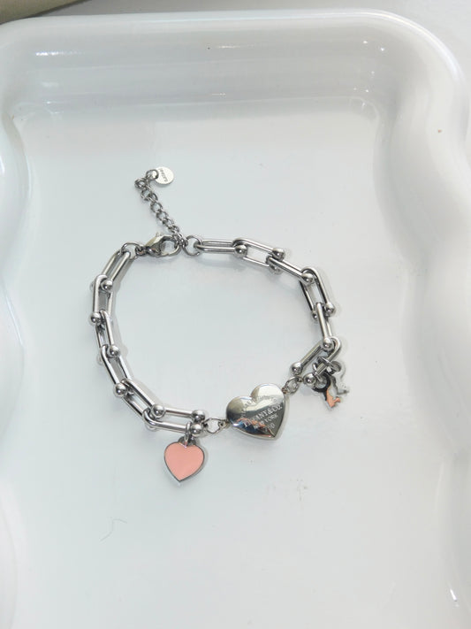 Chunky heart bracelet
