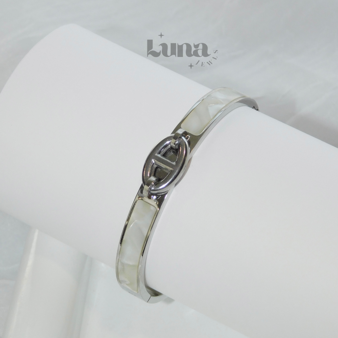 Lux Cuff