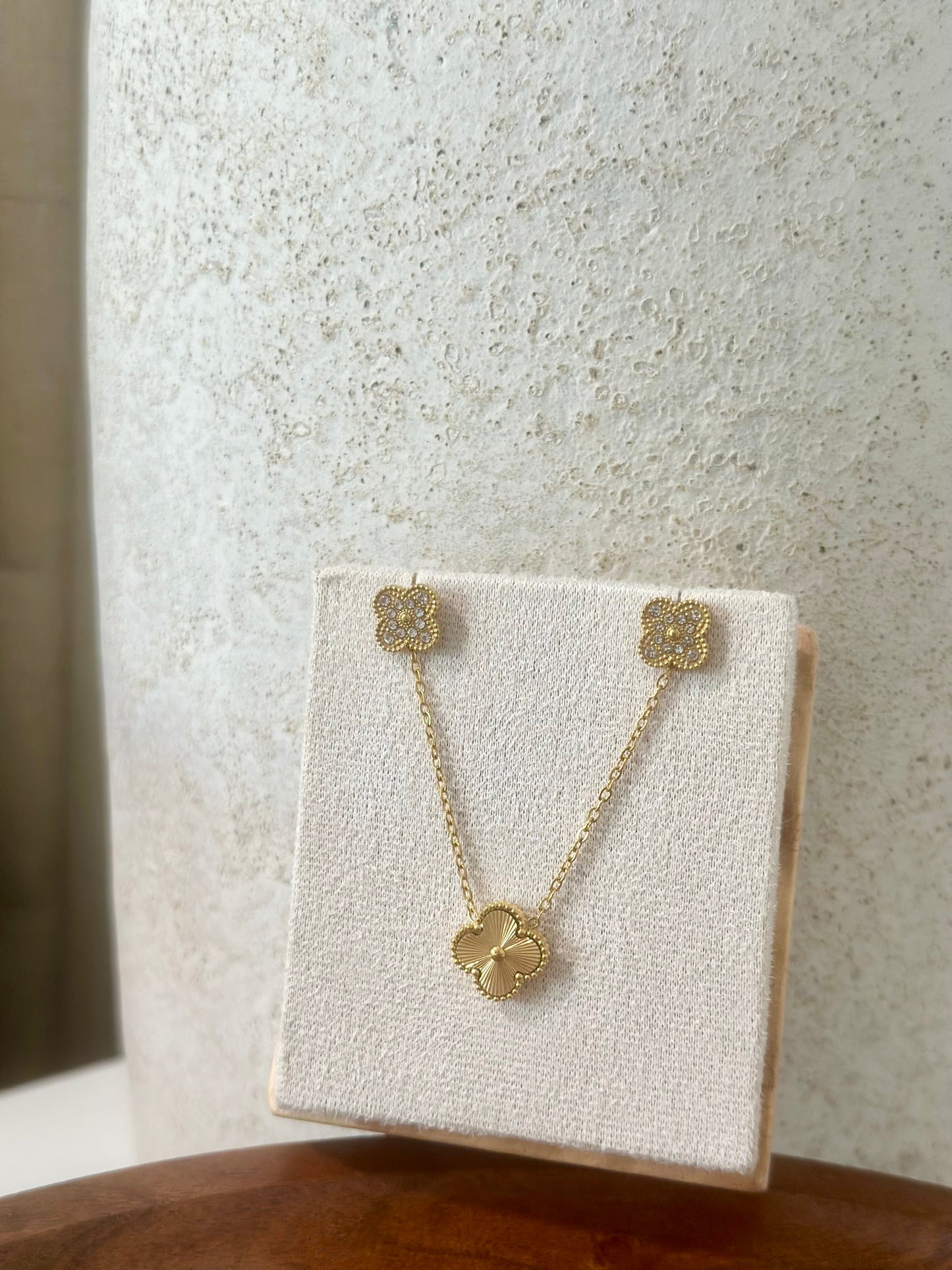 Gold Clover Set