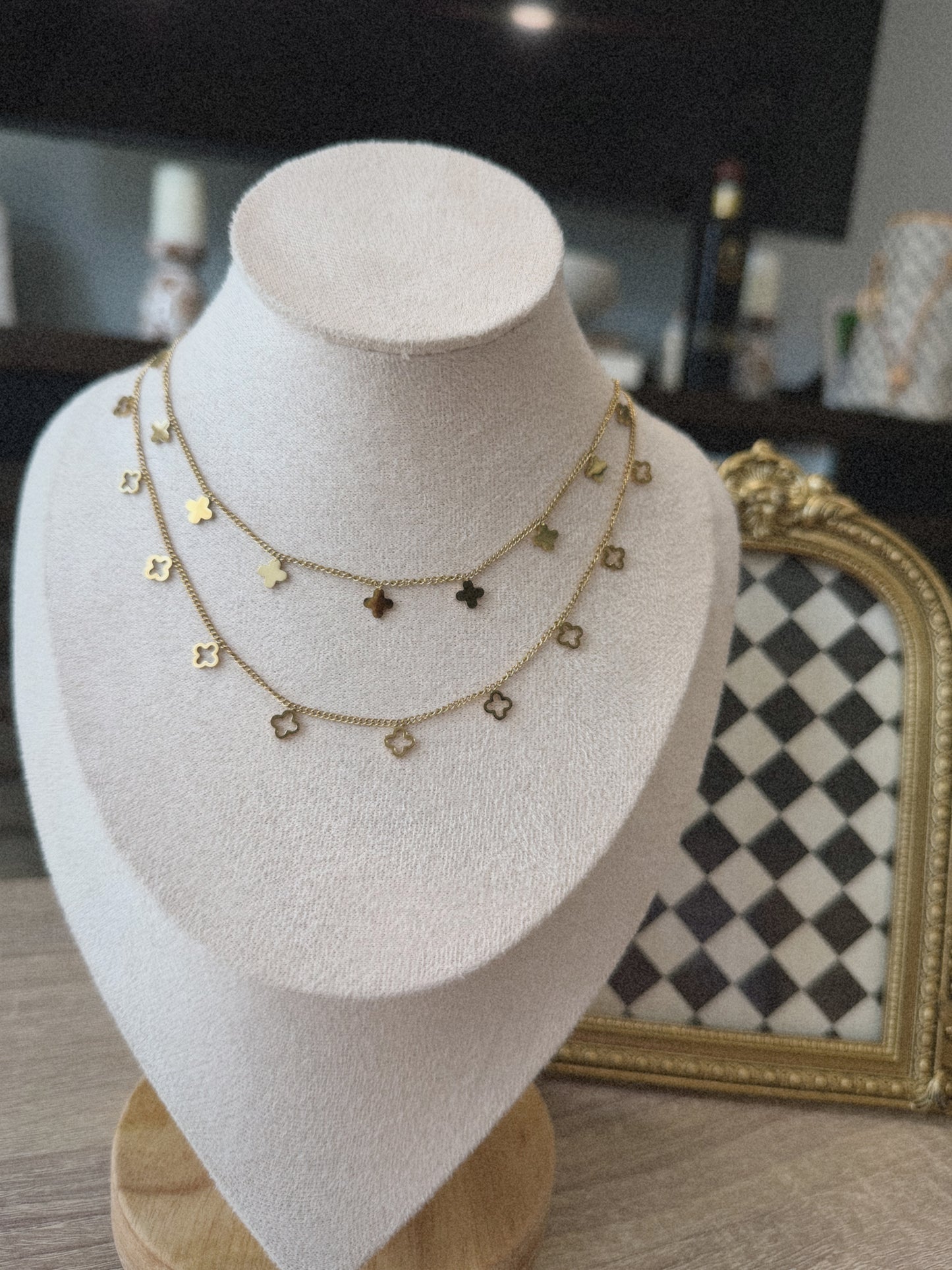 Elara Necklace