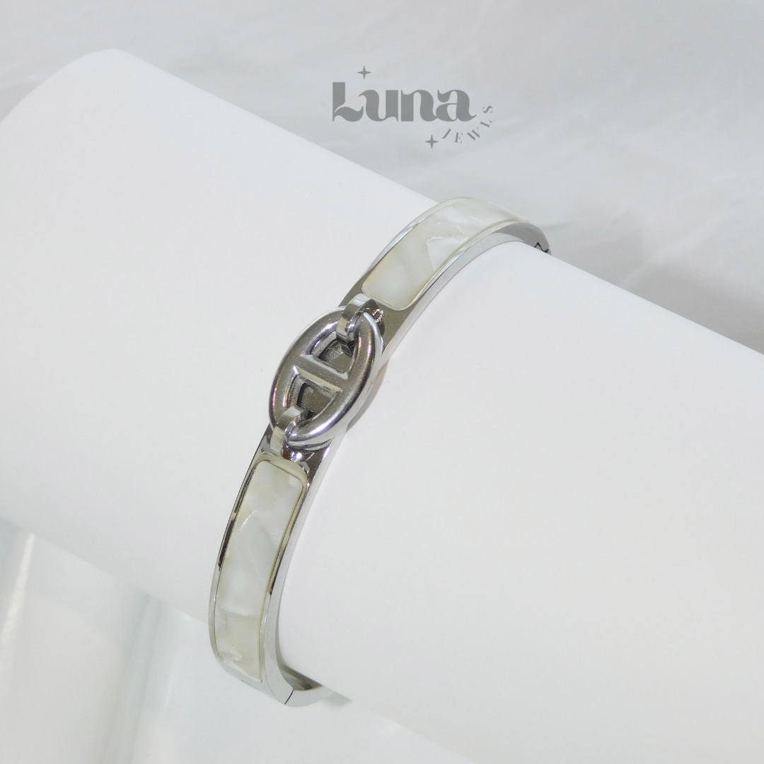 Lux Cuff